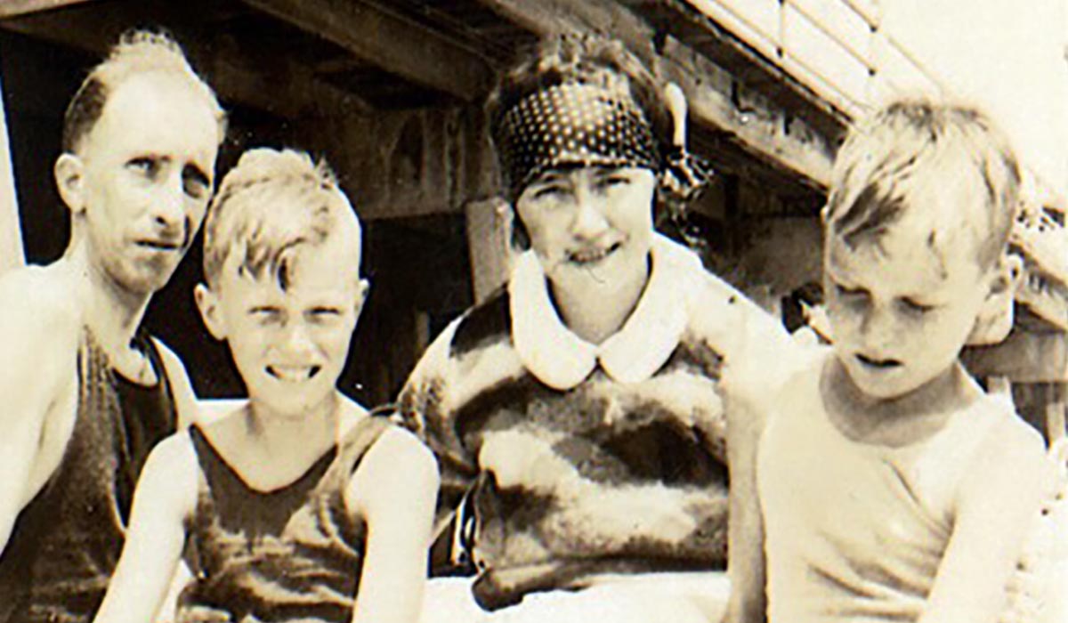 Clarkson and Olive (Anderson) Hendrickson and sons Carlton and Robert