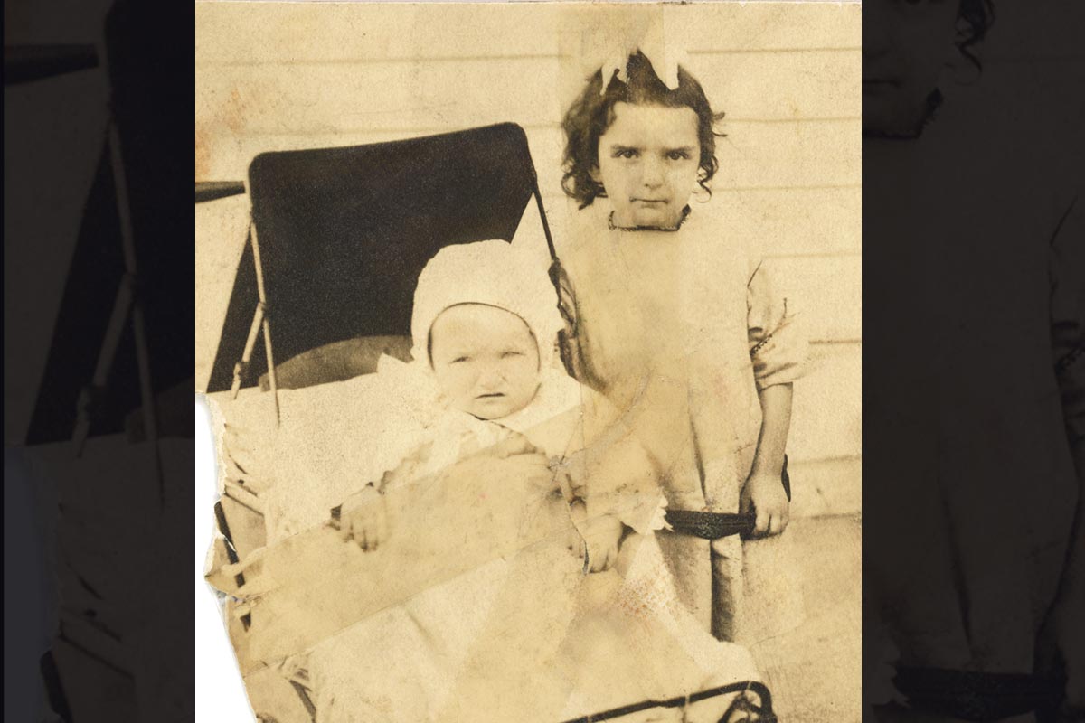 Hazel Knowles with older sister Frances, ca. 1914