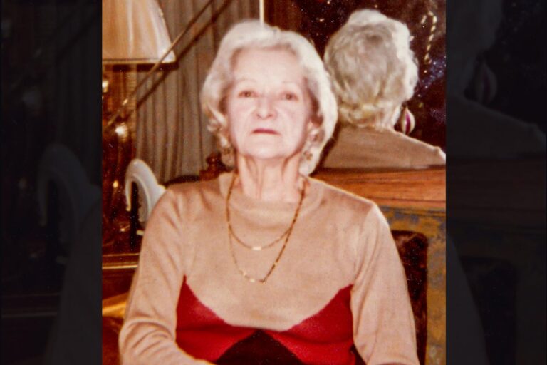 Hazel (Knowles) Ewart Rankin, 1982